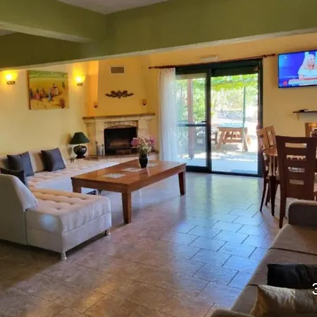 Holiday home Alexandra Forest House