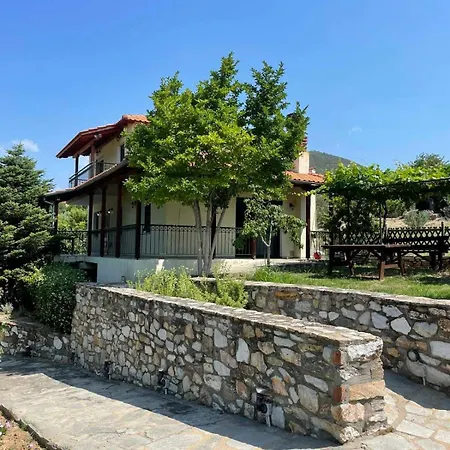 Holiday home Alexandra Forest House *